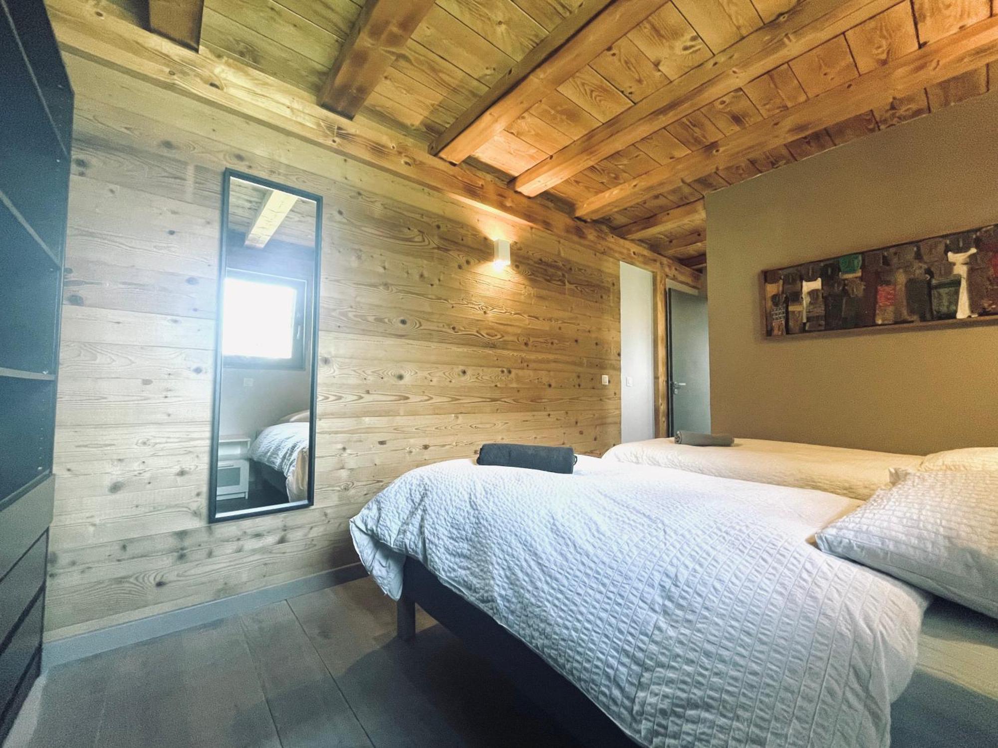 Chalet Le Petit Nicolas, Jacuzzi, Vue Mont Blanc Chamonix Exterior photo