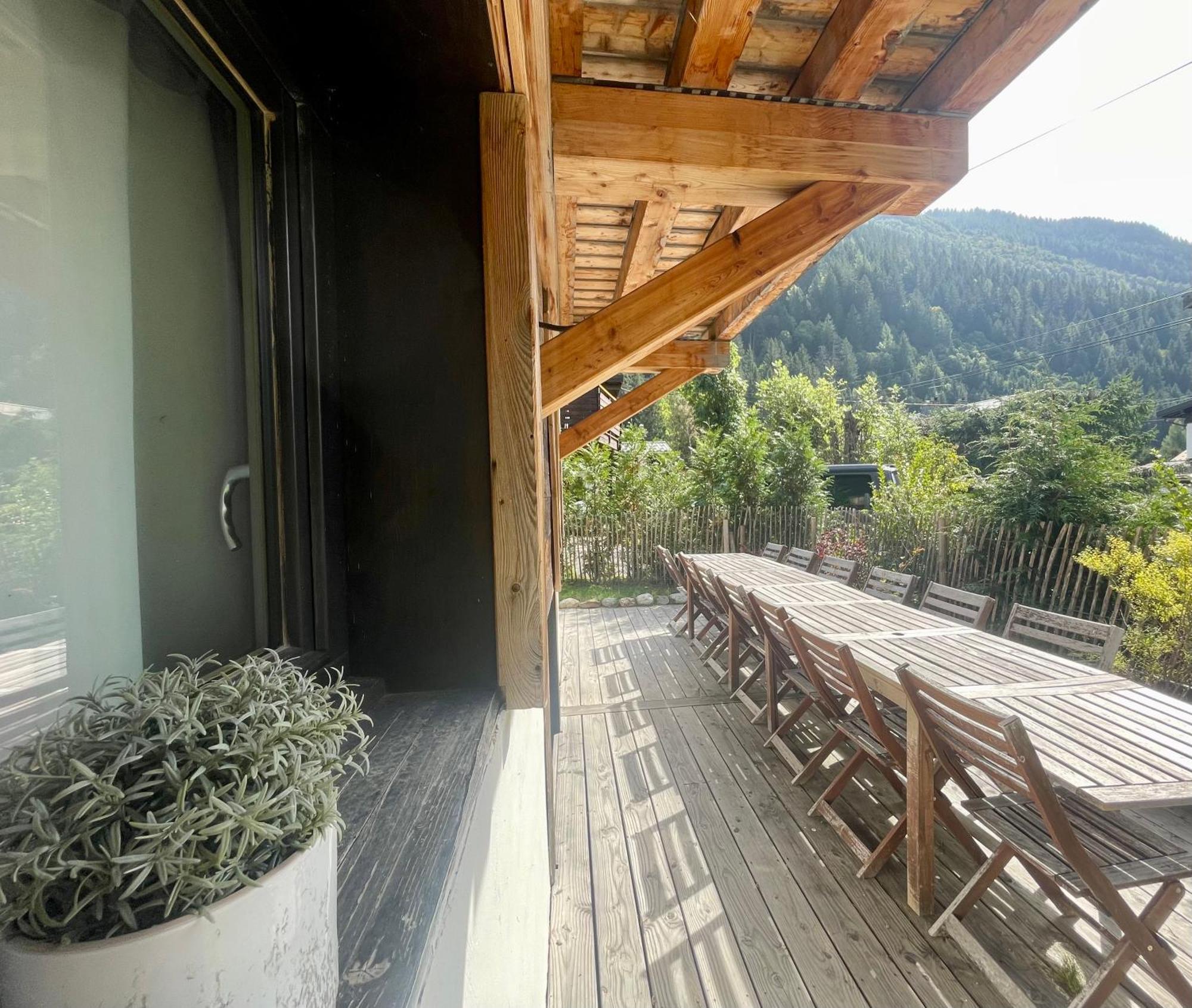 Chalet Le Petit Nicolas, Jacuzzi, Vue Mont Blanc Chamonix Exterior photo